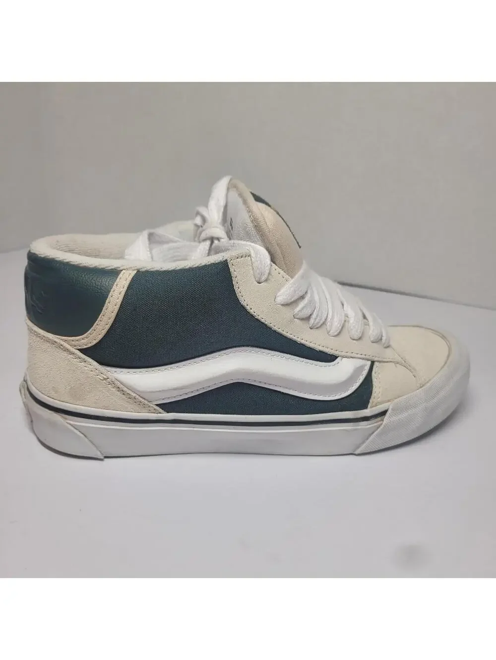 Vans Knu Mid Varsity Turtledove Men’s Athletic Sneaker Shoe Footwear 7.5